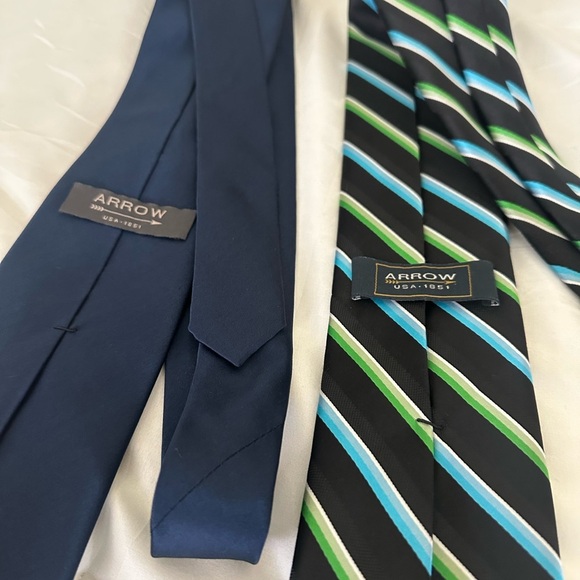 Men’s Business Ties Classic and Striped - Picture 4 of 7